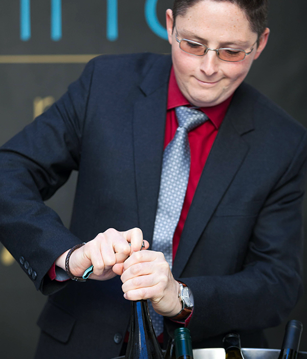 sommelier.jpg